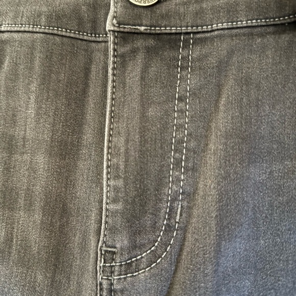 Liverpool Gray Ankle Skinny Plus Size Jeans Size 18W NWT - Picture 7 of 10